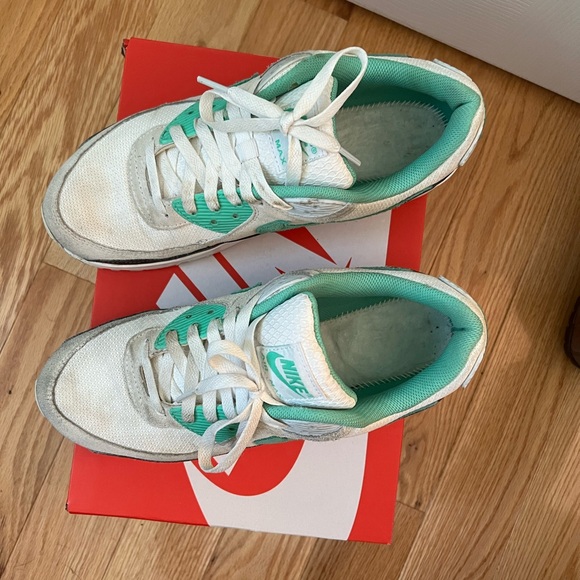 Nike Air Max 90 - Size 9.5 - Picture 5 of 15
